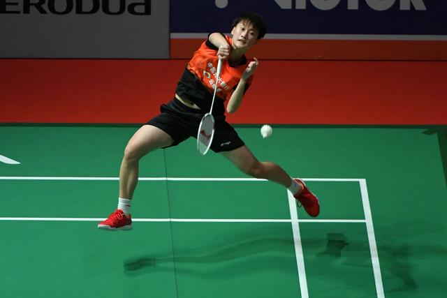 鲁本·阿莫林的曼联体系为何在边翼卫位置频频受阻？危机或将进一步加剧！