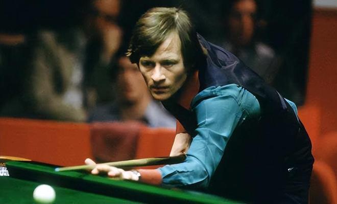 西甲半场：两队门将均状态上佳连扑好球，赫塔菲0-0埃尔切